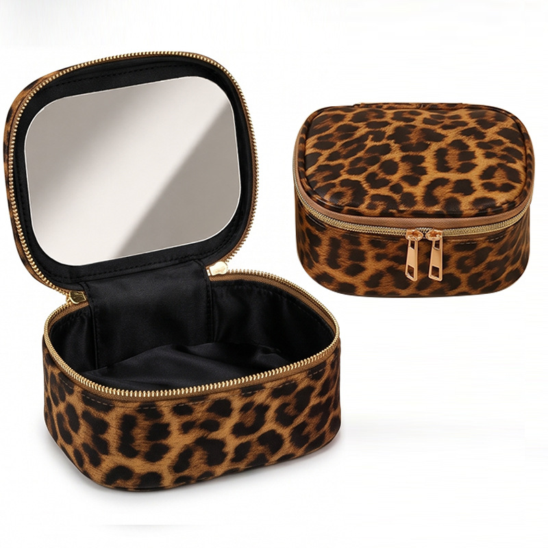 Women Accessories Organizer - กระเป๋าเครื่องสำอางพกพาแบบใหม่ปี 2026 กระเป๋าเก็บเครื่องสำอางพร้อมกระจก กระเป๋าแต่งหน้ากันน้ำสำหรับเดินทาง กระเป๋าจัดระเบียบเครื่องสำอางขนาดเล็กสำหรับผู้หญิง