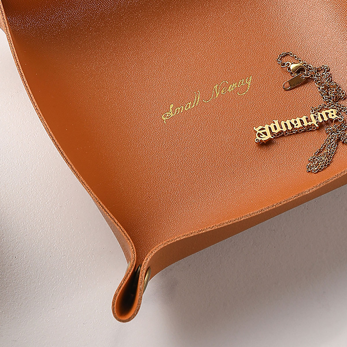 สไตล์นอร์ดิกหนังถาด Desktop Or - Women Accessories Organizer บทวิจารณ์และราคา