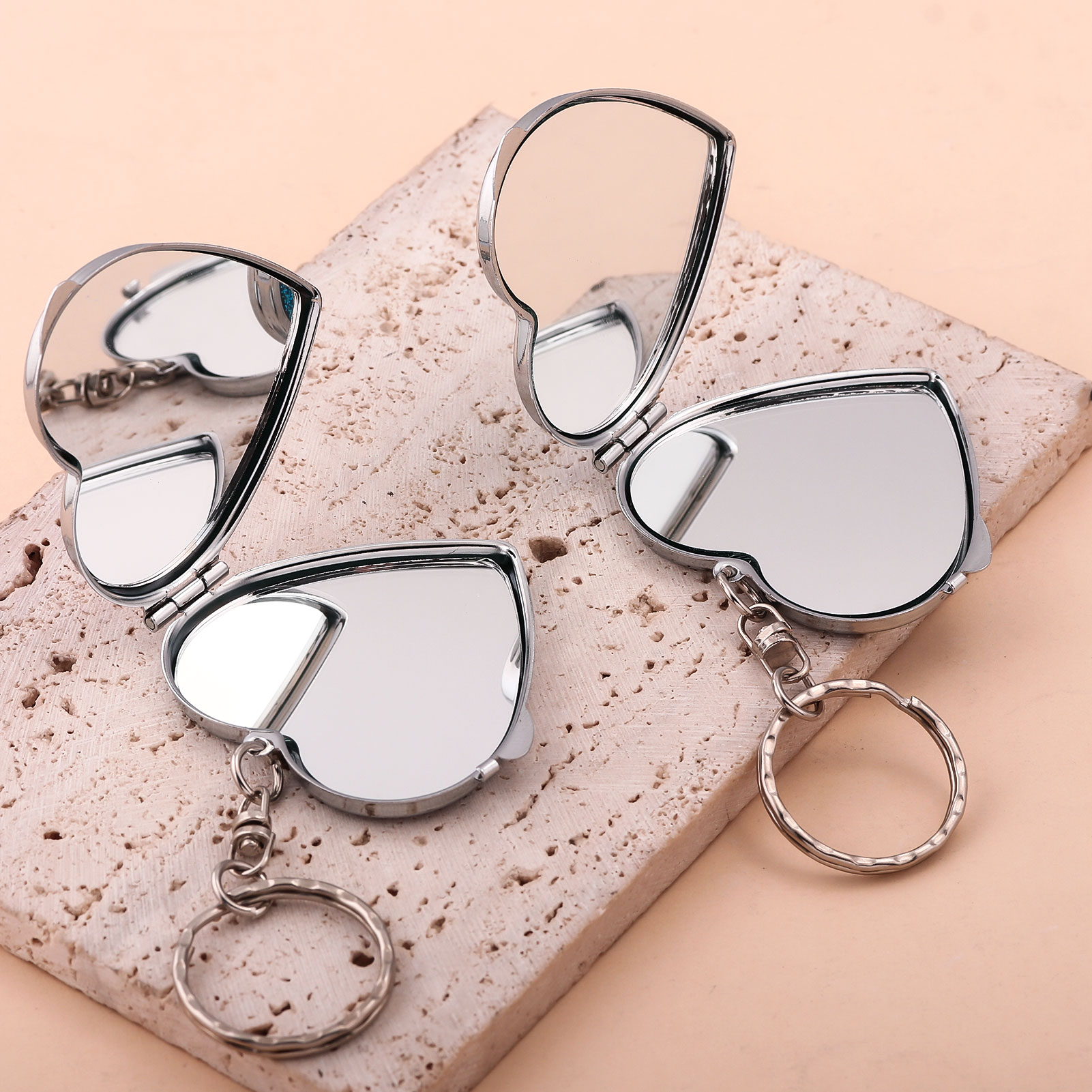 พวงกุญแจโลหะรูปทรงเครื่องสำอาง - Women'S Exercise Accessories บทวิจารณ์และราคา