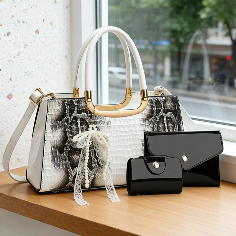 ชุดกระเป๋าถือสตรี ลายหนังจระเข - Women Accessories Gift บทวิจารณ์และราคา